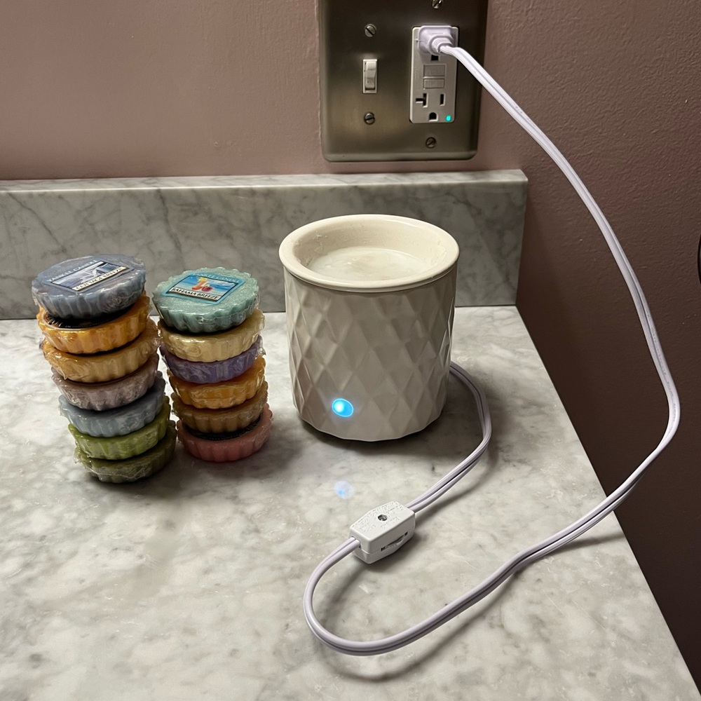 Candle wax warmer